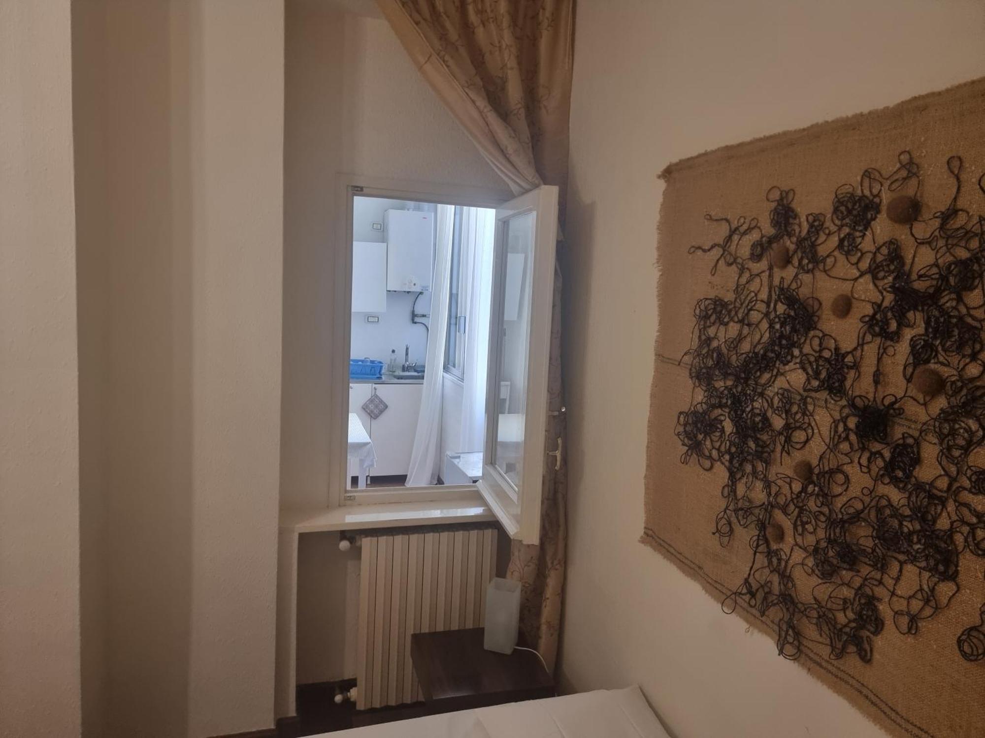Clorinda'S Rooms Bari Exterior photo