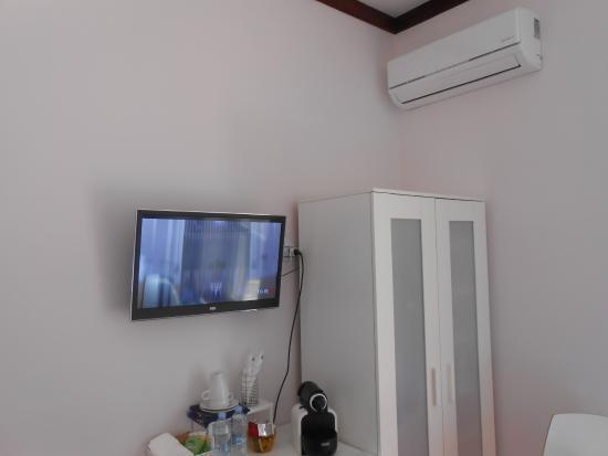 Clorinda'S Rooms Bari Exterior photo